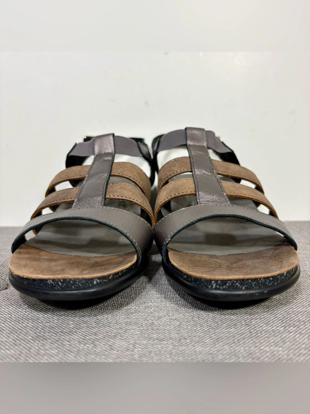 SAS Allegro Metallic Shimmery Strappy Heeled Sandals- woman’s 9 NARROW